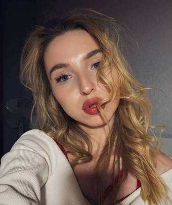 Иоланта, 22 года, 2 размер груди